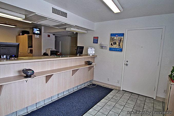 Motel 6-Capitol Heights, Md - Washington Largo Eksteriør billede